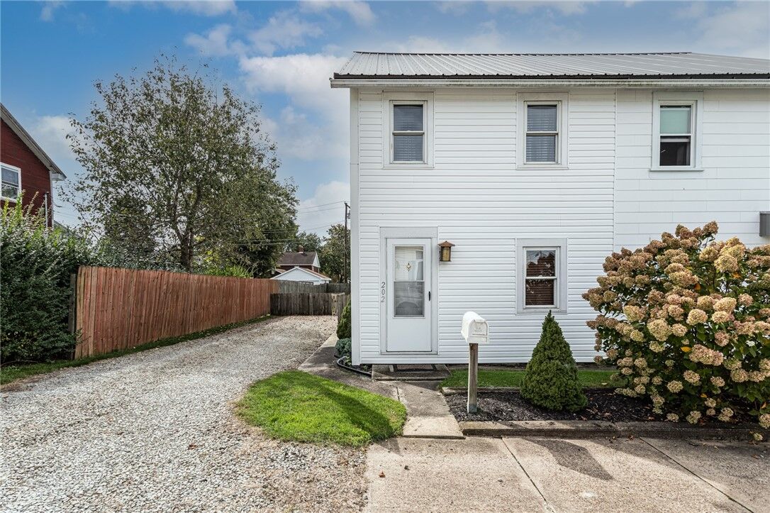 Property Photo: 202 Kors Studio Rd PA 15666