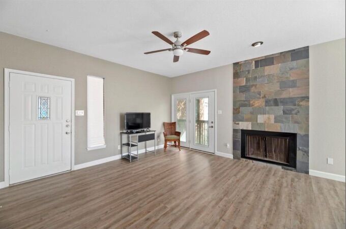 Property Photo:  3011 Fruth Street 203  TX 78705 