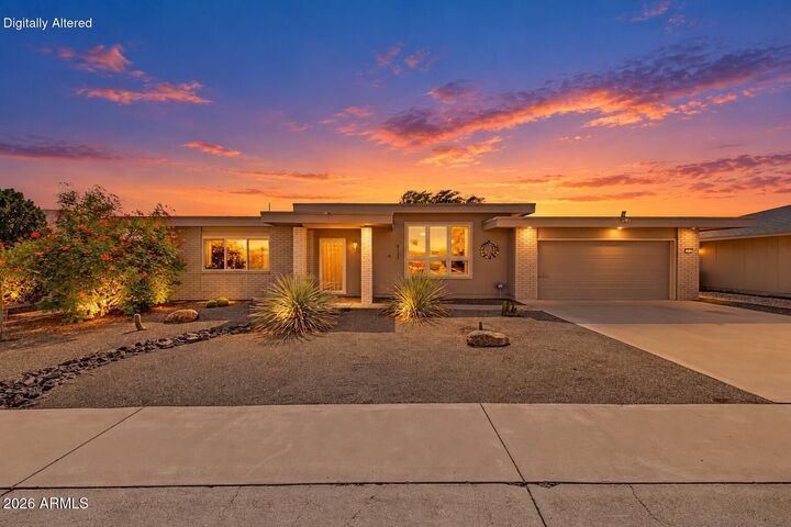 Property Photo: 9121 W Long Hills Drive AZ 85351