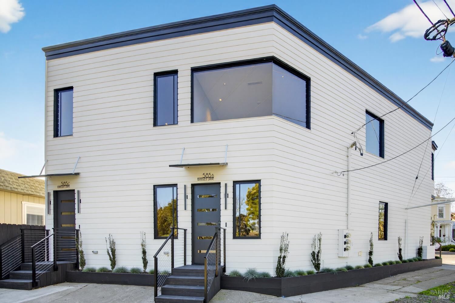 Property Photo: 585 Riverside Drive CA 94559