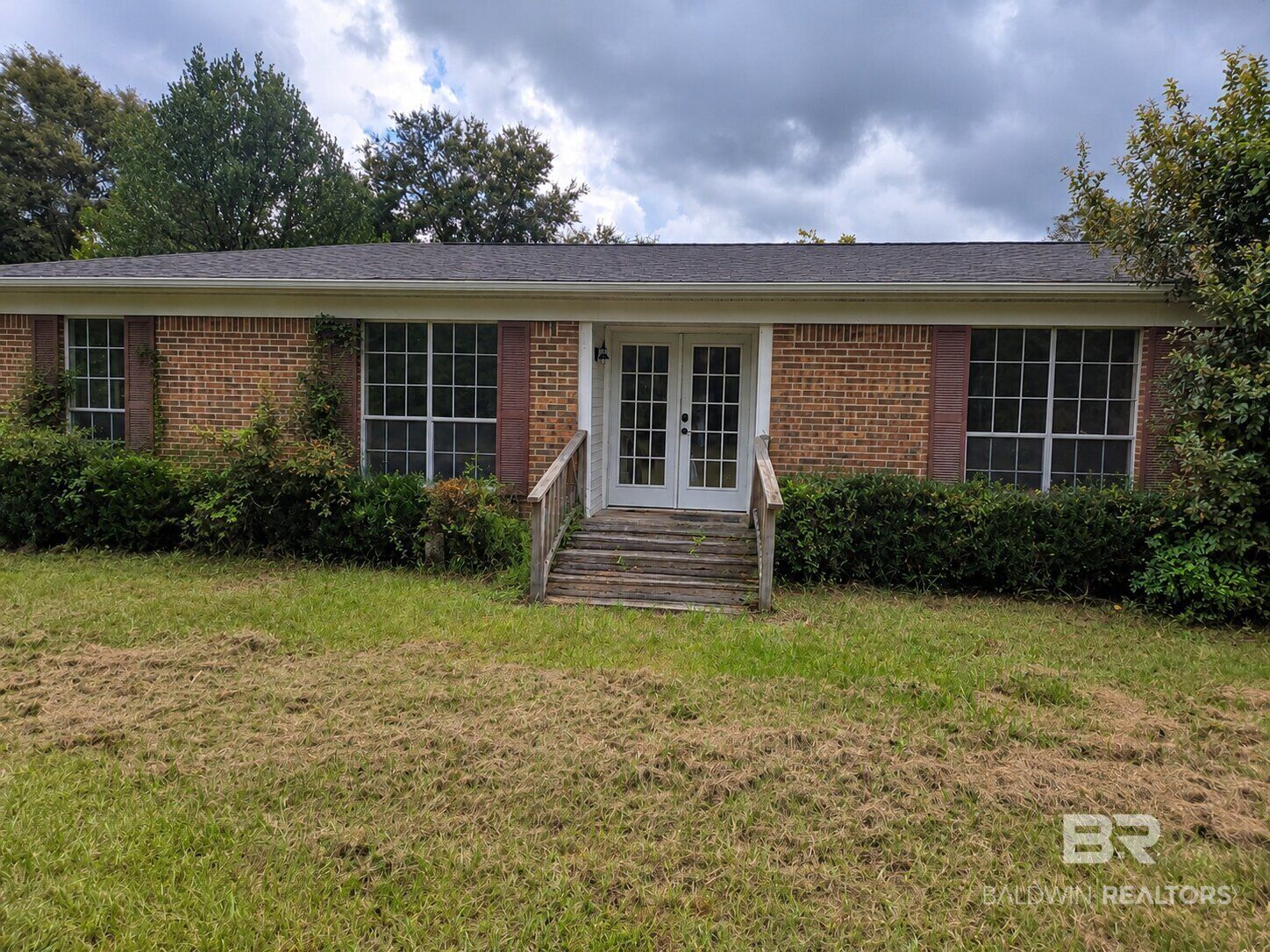 Property Photo: 17716 Horseneck Road AL 36507