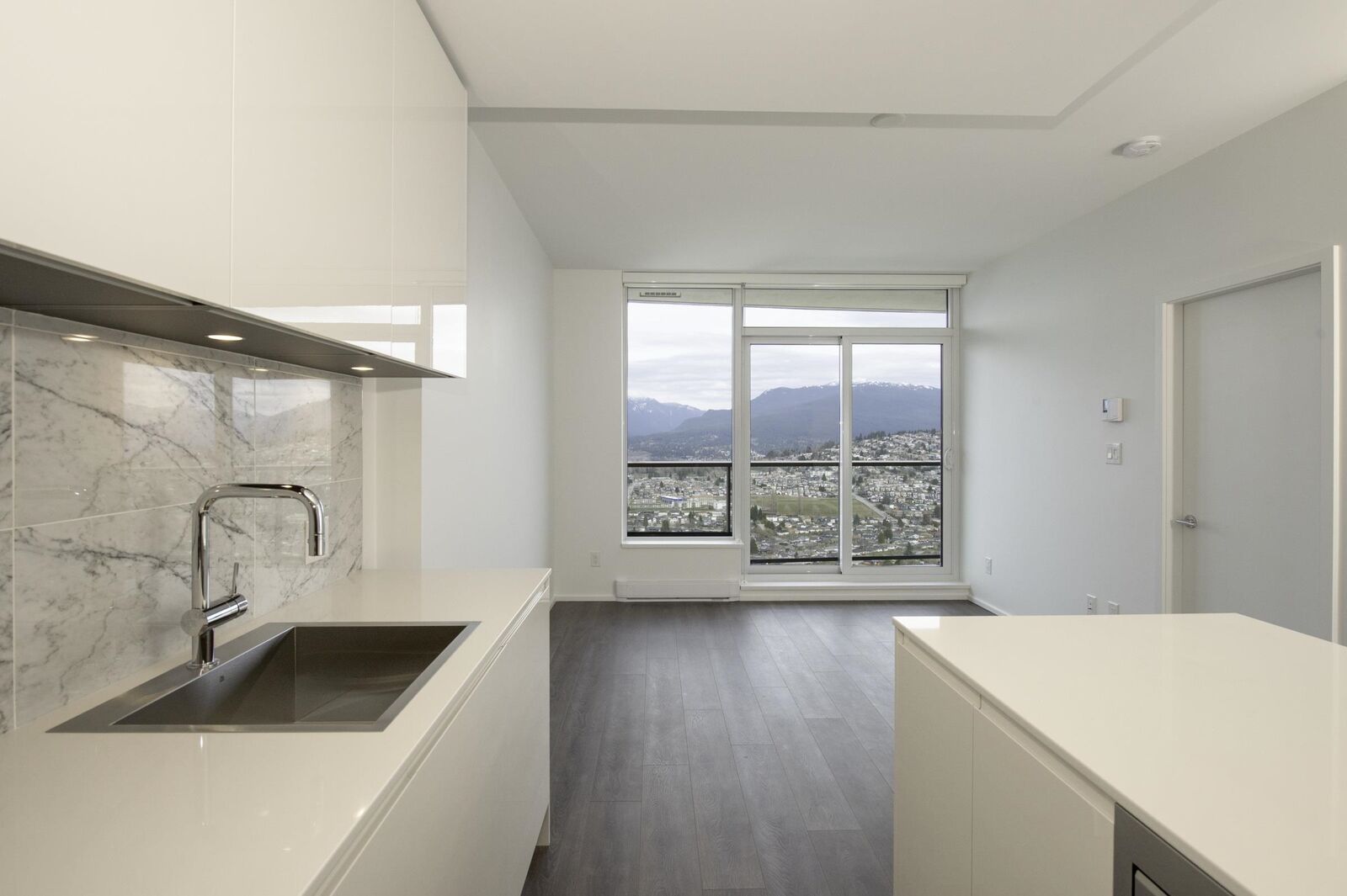 Property Photo:  4650 Brentwood Drive 4708  BC V5C 0M3 