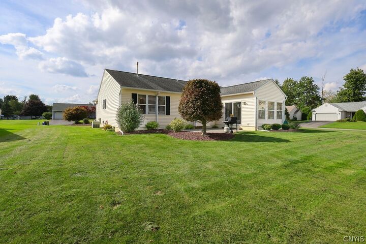Property Photo:  7944 Rose Court Drive  NY 13039 