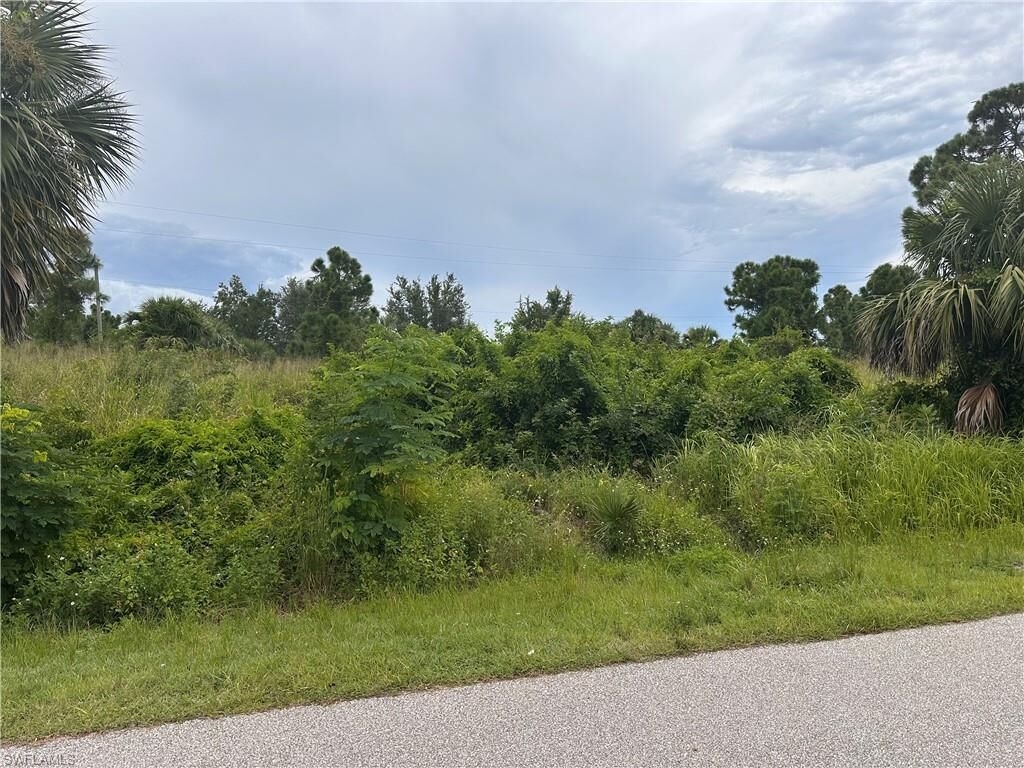 Property Photo:  26265 Scham Rd  FL 33955 