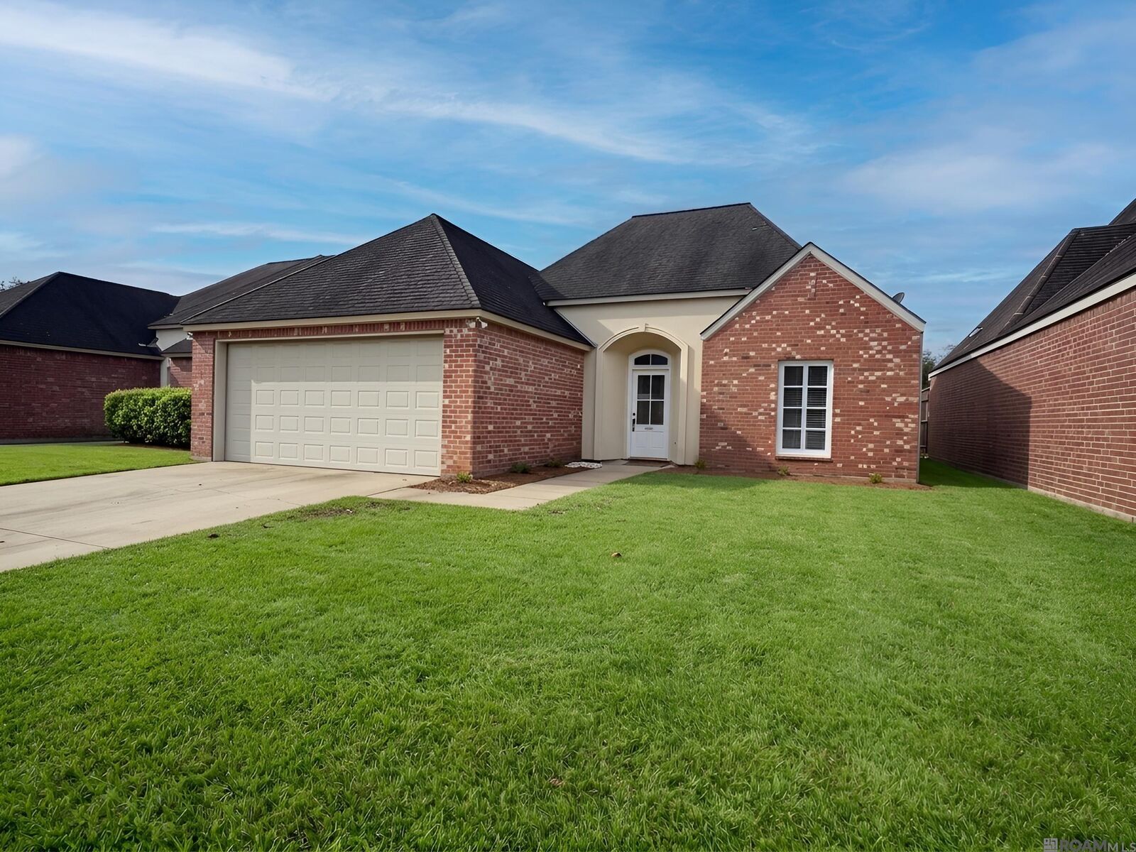 Property Photo:  12457 Dutchtown Villa Dr  LA 70734 