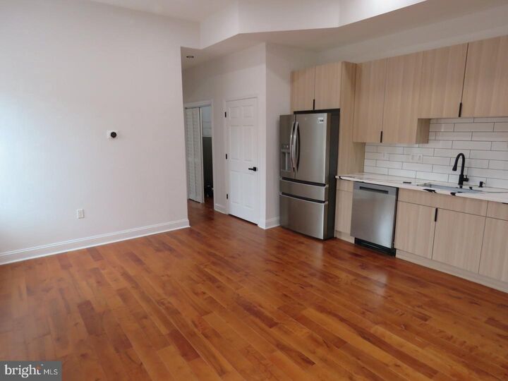 Property Photo:  1252 S 21st Street Apt. 2 3rd Floor  PA 19146 