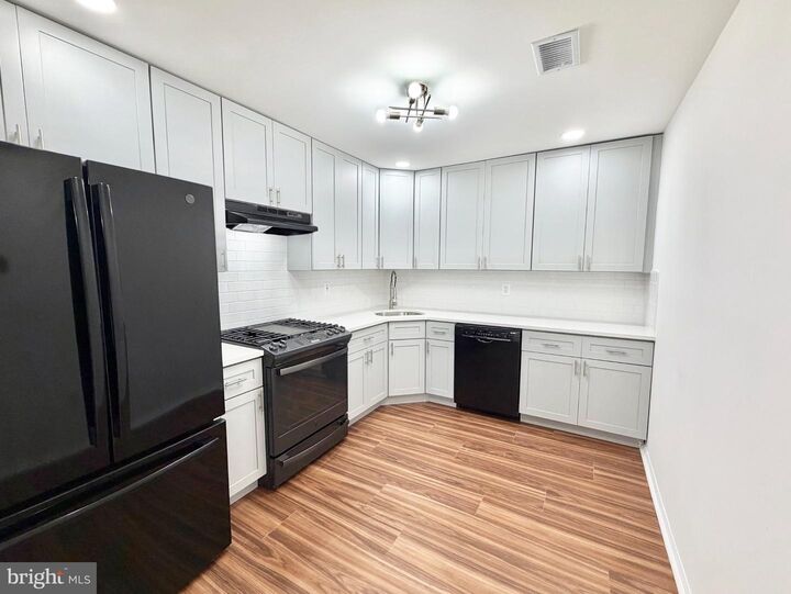Property Photo:  67 Cheverny Court  NJ 08619 
