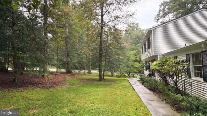 Property Photo:  11718 Blue Smoke Trl  VA 20191 