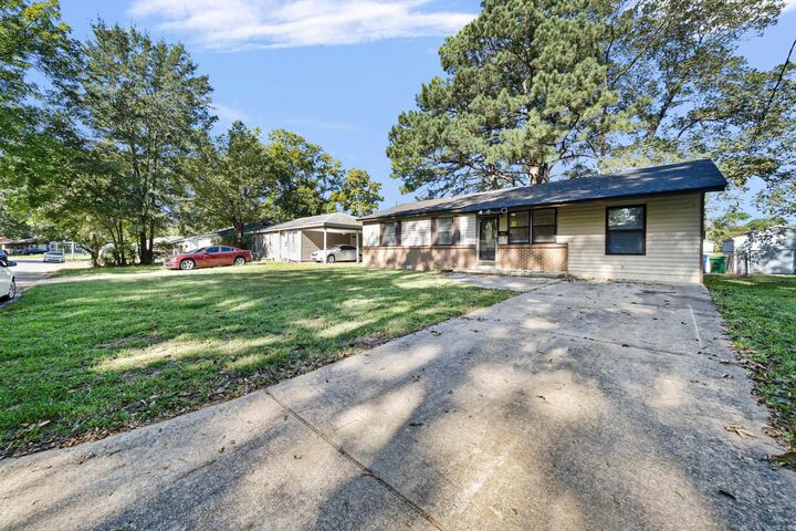 Property Photo: 1013 Healy Street AR 72117