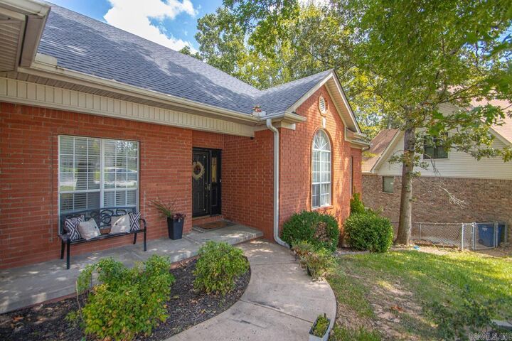 Property Photo:  5909 Cypress Creek Drive  AR 72116-6357 