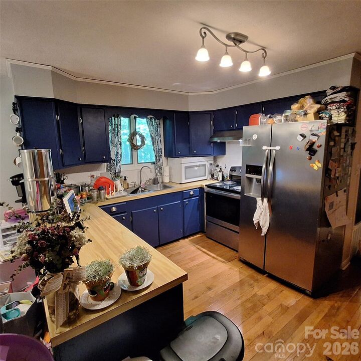 Property Photo:  173 Pinecrest Drive  NC 28701 