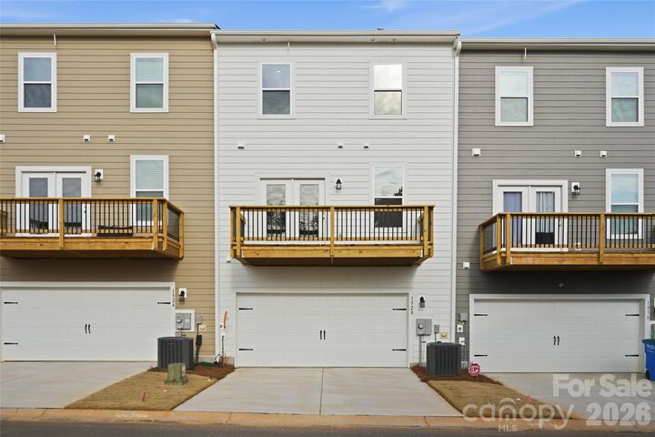 Property Photo:  12708 Axel Road  NC 28134 