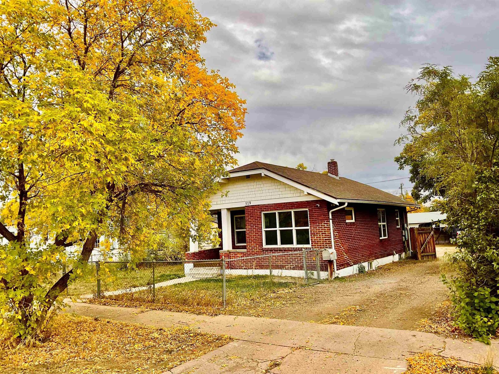 Property Photo:  519 E 10th St  WY 82001 
