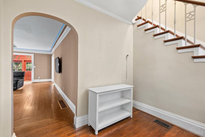 Property Photo: 3551 Holly Ln OH 45208