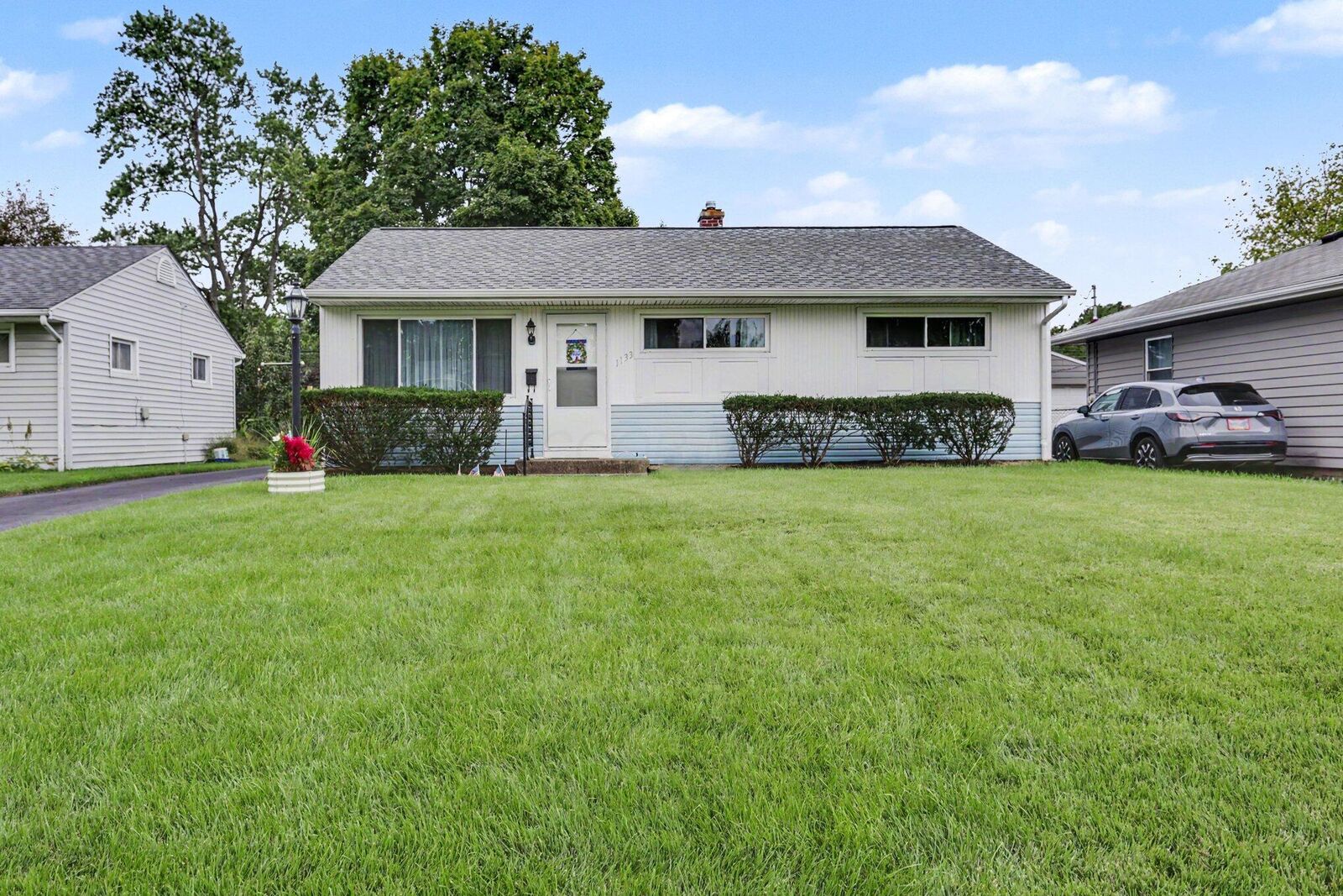 Property Photo:  1133 Pauline Avenue  OH 43224 