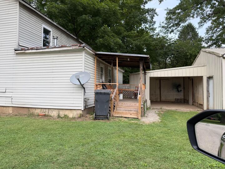 Property Photo:  10498 Mill Street  OH 43149 