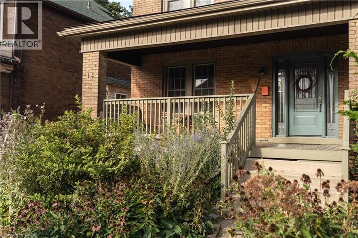 Photo de la propriété:  14 Prospect Street South  ON L8M 2Z1 