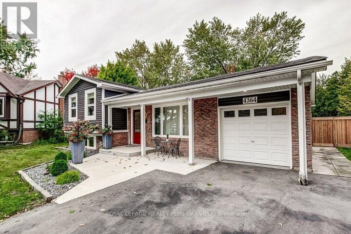 Property Photo:  4364 Ayr Place  ON L7L 2A2 