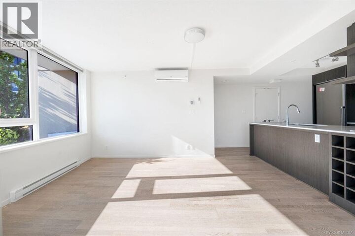 Property Photo: 7733 Firbridge Way 808 BC V6Y 2A9