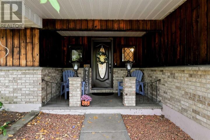 Property Photo:  23 Country Club Pl  ON P6A 5Z8 
