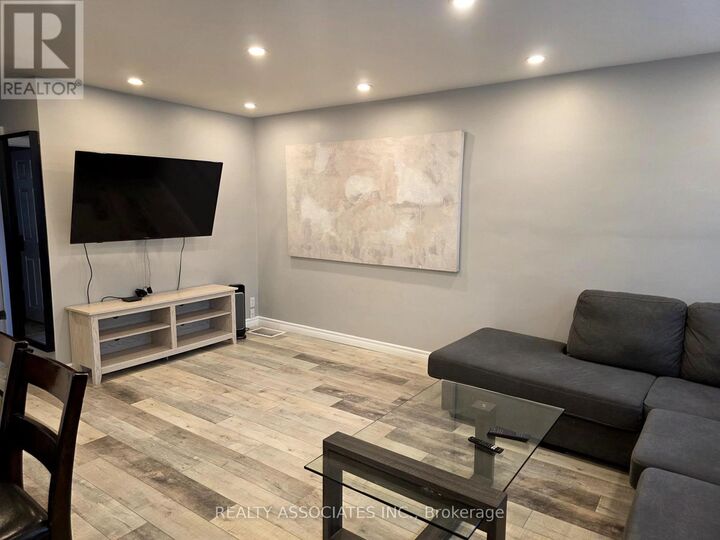 Property Photo: 101 Reiner Road ON M3H 2L7
