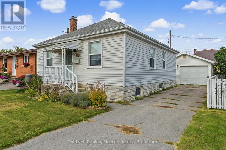 Property Photo: 440 Howden Street ON K9J 4B3