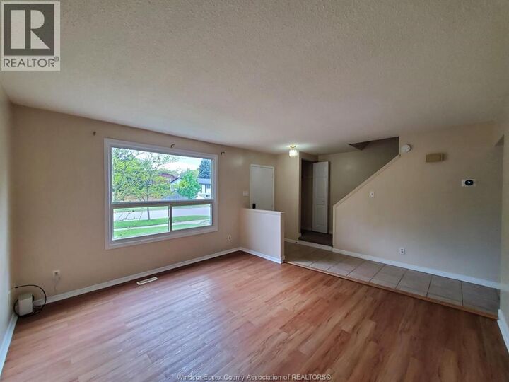 Property Photo:  114 Lillian Drive B  ON N2J 4J9 