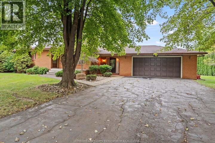 Property Photo:  8605 Snake Lane  ON N9A 6Z6 