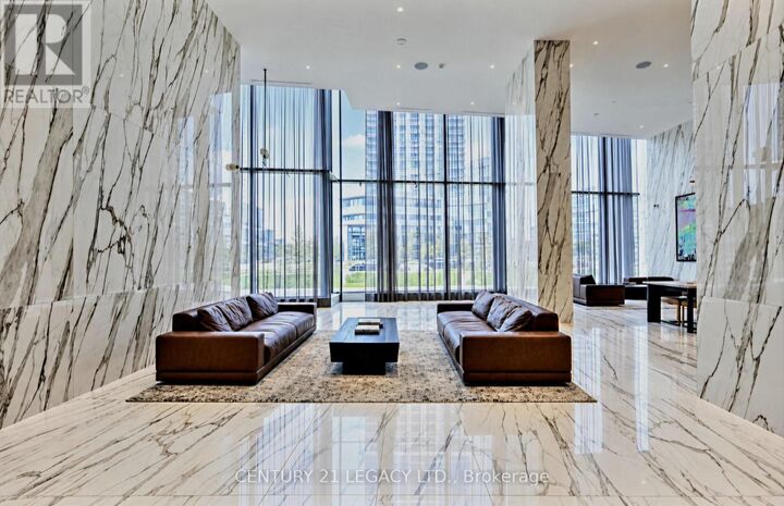 Property Photo:  448 Burnhamthorpe Road West 7505  ON L5B 0R4 