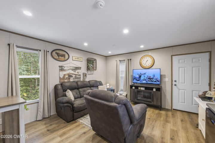 Property Photo: 920 Barker Road TN 38220