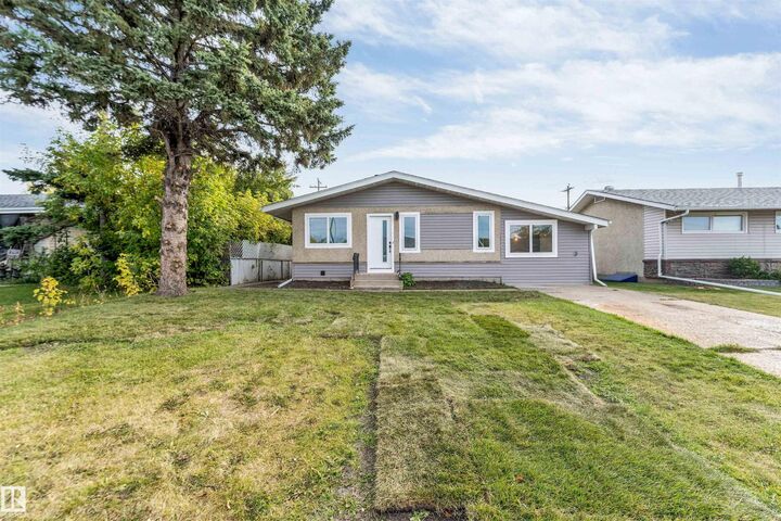 Property Photo: 12811 135 St NW AB