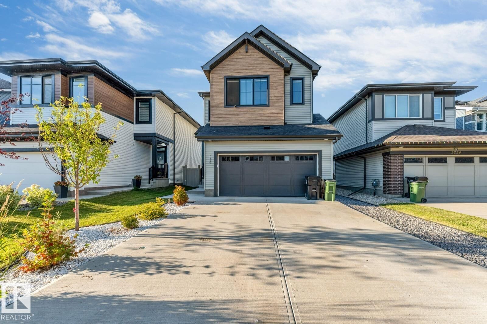 Property Photo:  3236 Chernowski Way SW  AB T6W 5H2 