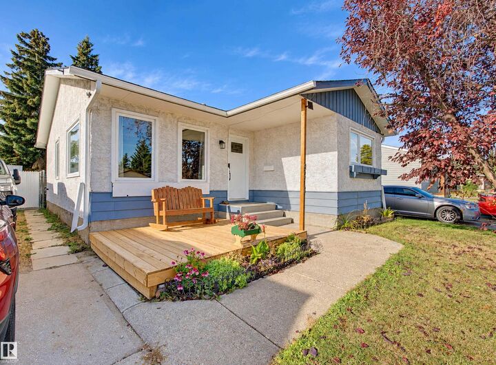 Property Photo:  9218 81A Street  AB T8L 3L9 
