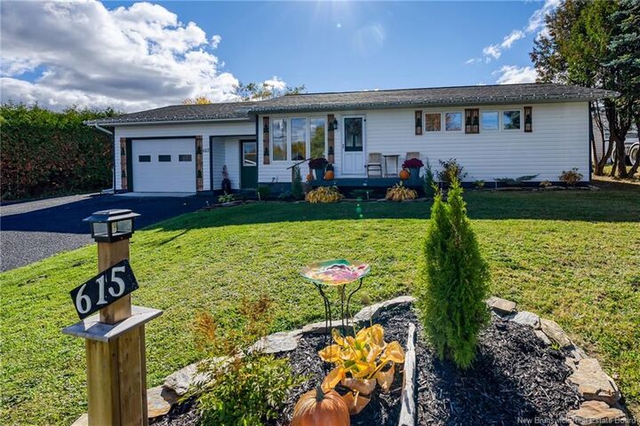 Property Photo:  615 5th Avenue  NB E3Z 1A1 
