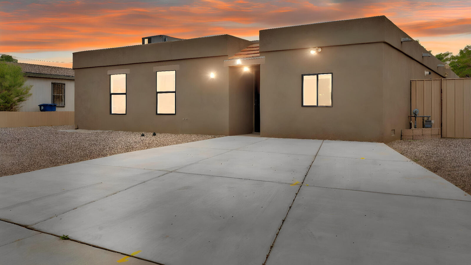 Property Photo: 112 Hilton Avenue NW NM 87107
