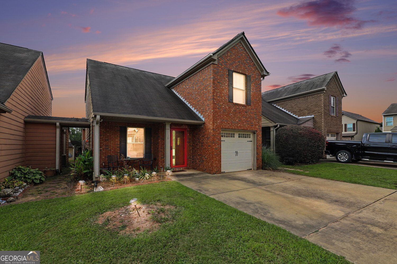 Property Photo:  118 Jaclyn Way  GA 30213 