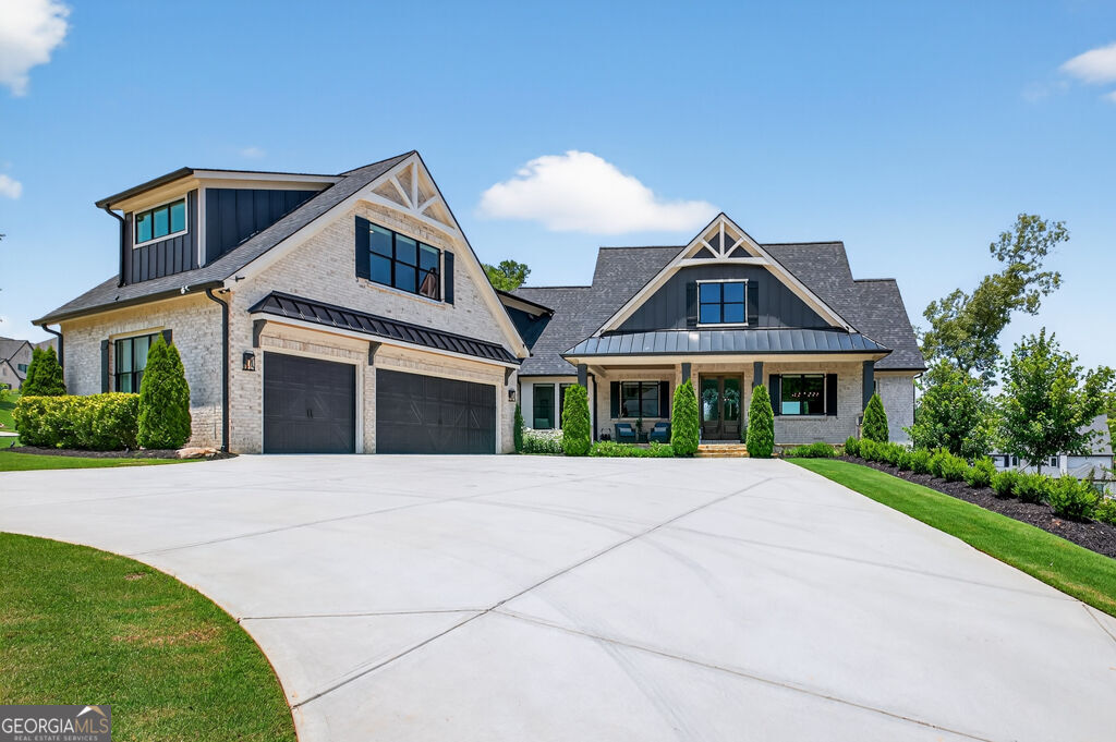 Property Photo: 5812 Lula Bridge Lane GA 30517