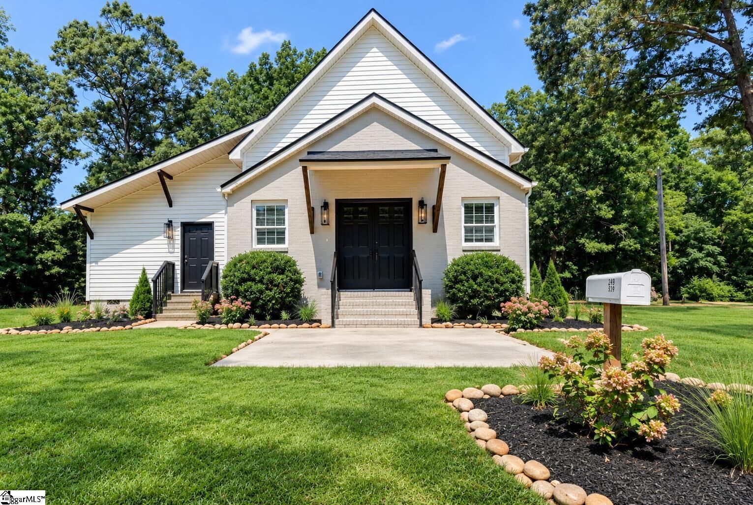 Property Photo:  253 Long Branch Street  SC 29325 