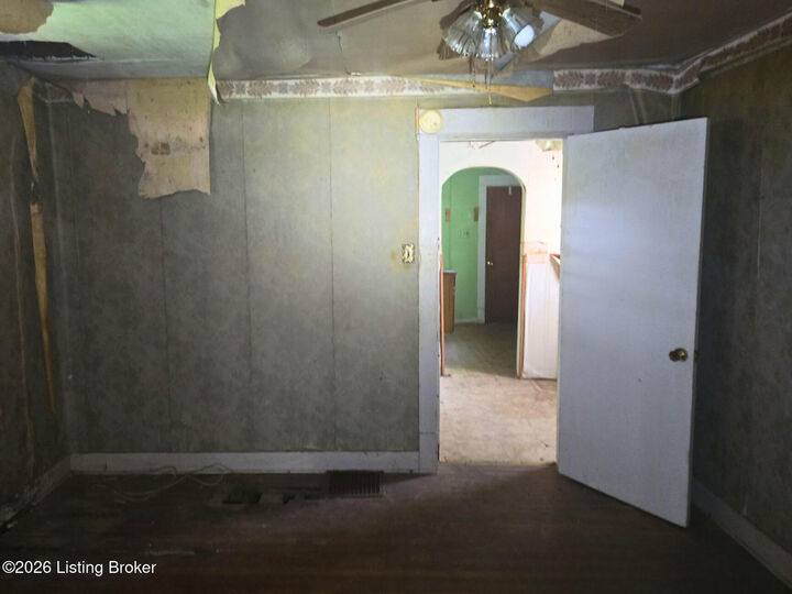 Property Photo:  3617 Herman St  KY 40212 