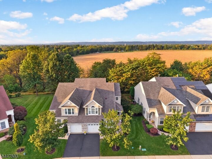 Property Photo:  87 Saratoga Ct  NJ 08873 