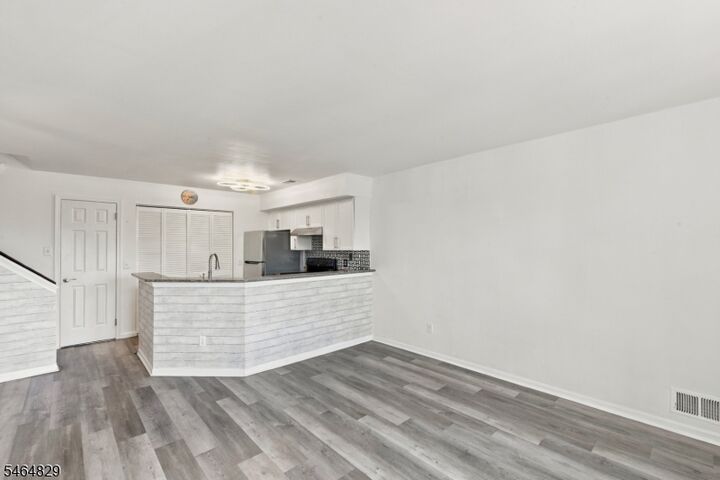 Property Photo: 58 Cheswich Ct NJ 07921