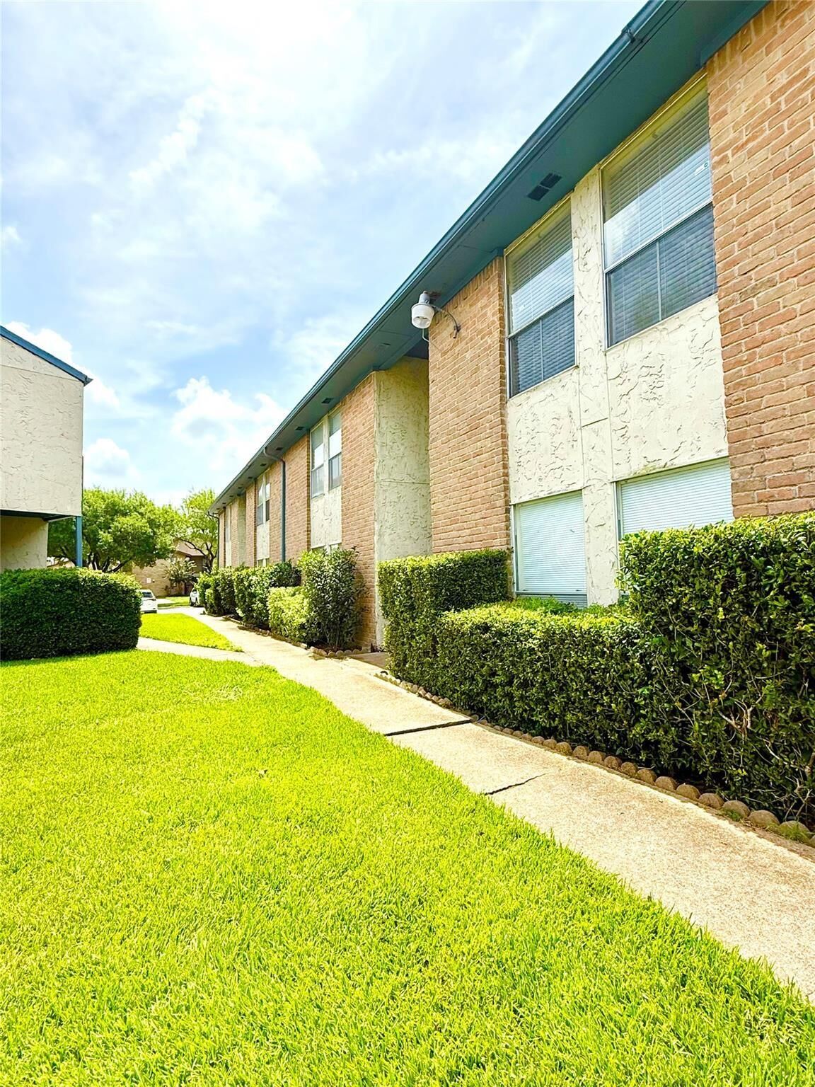 Property Photo: 8360 Jorine Drive 8360 TX 77036