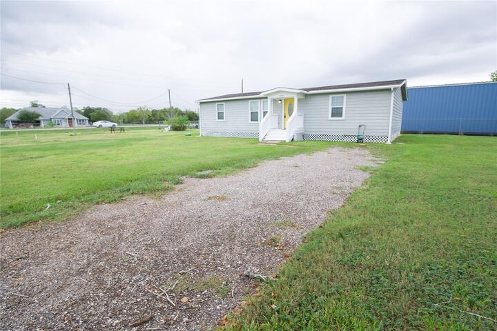 Property Photo:  4501 Westwood Lane  TX 77578 