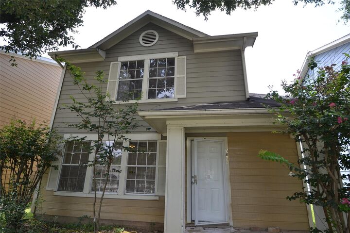 Property Photo:  3811 E Traditions Court  TX 77082 