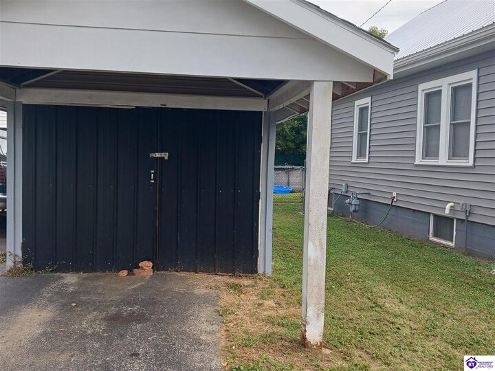 Property Photo:  209 Green Street  KY 42749 