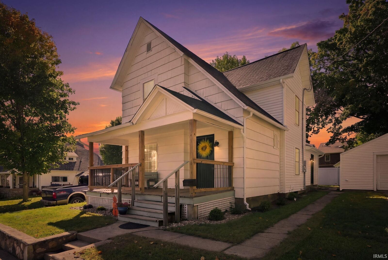 Property Photo:  206 S Superior Street  IN 46703 