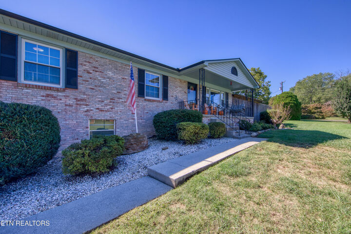 Property Photo:  6124 Lilywood Lane  TN 37921 