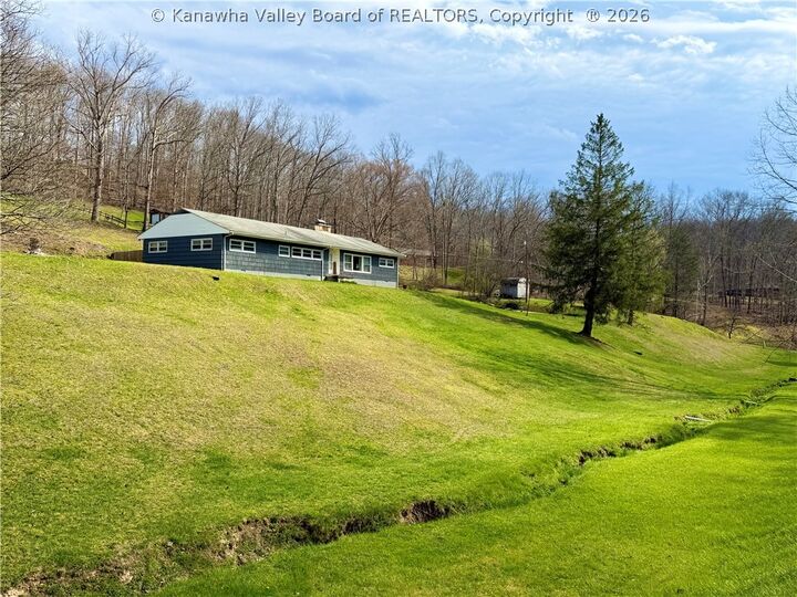 Property Photo:  9 Samantha Drive  WV 25045 