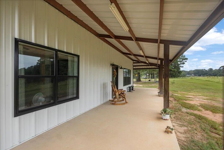 Property Photo:  425 County Road 411  TX 75766 