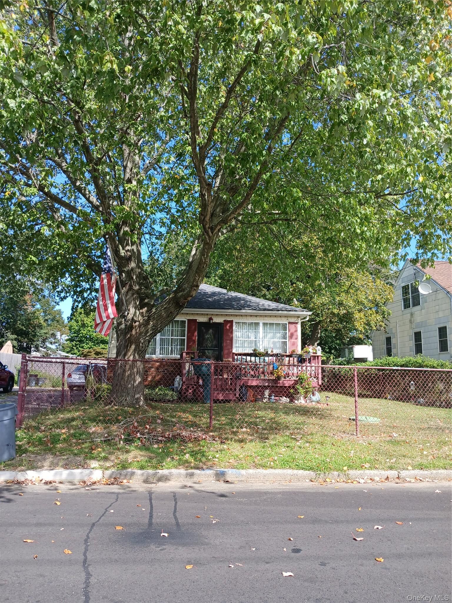 Property Photo:  25 Campbell Street  NY 11772 
